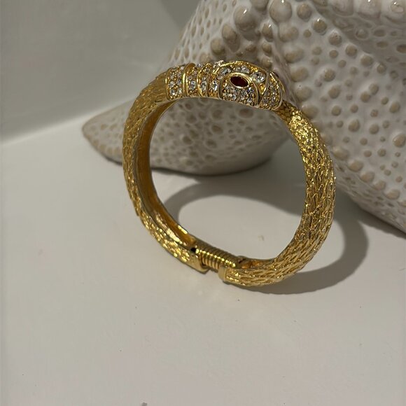 KENNETH LANE RHINESTONE SNAKE/SERPENT CLAMP BRACELET - Picture 9 of 10